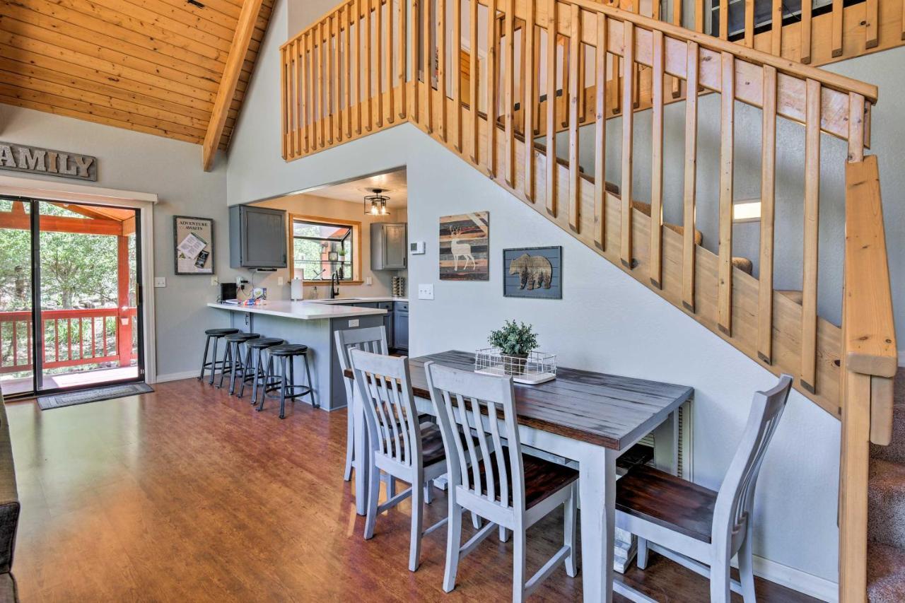 Updated And Modern Munds Park Home With Fire Pit! Exteriör bild