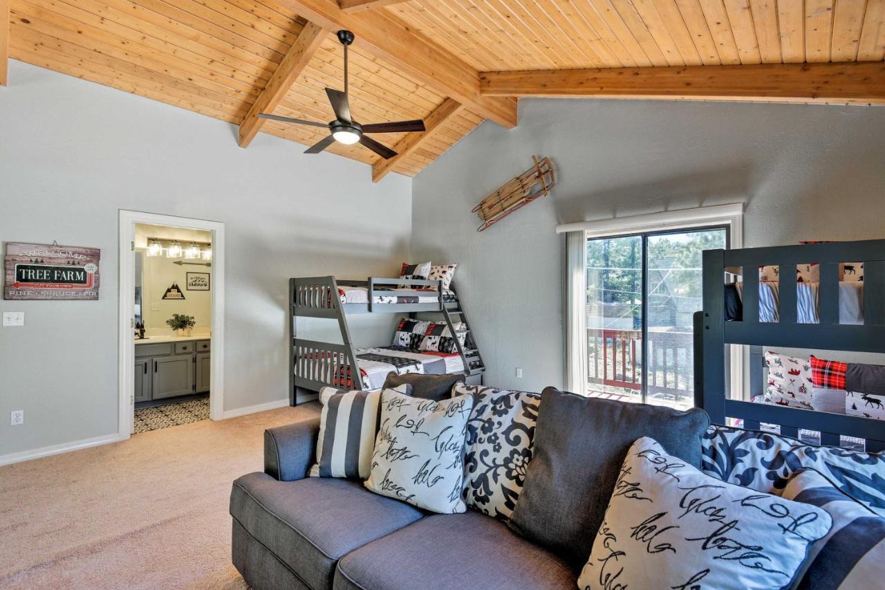 Updated And Modern Munds Park Home With Fire Pit! Exteriör bild